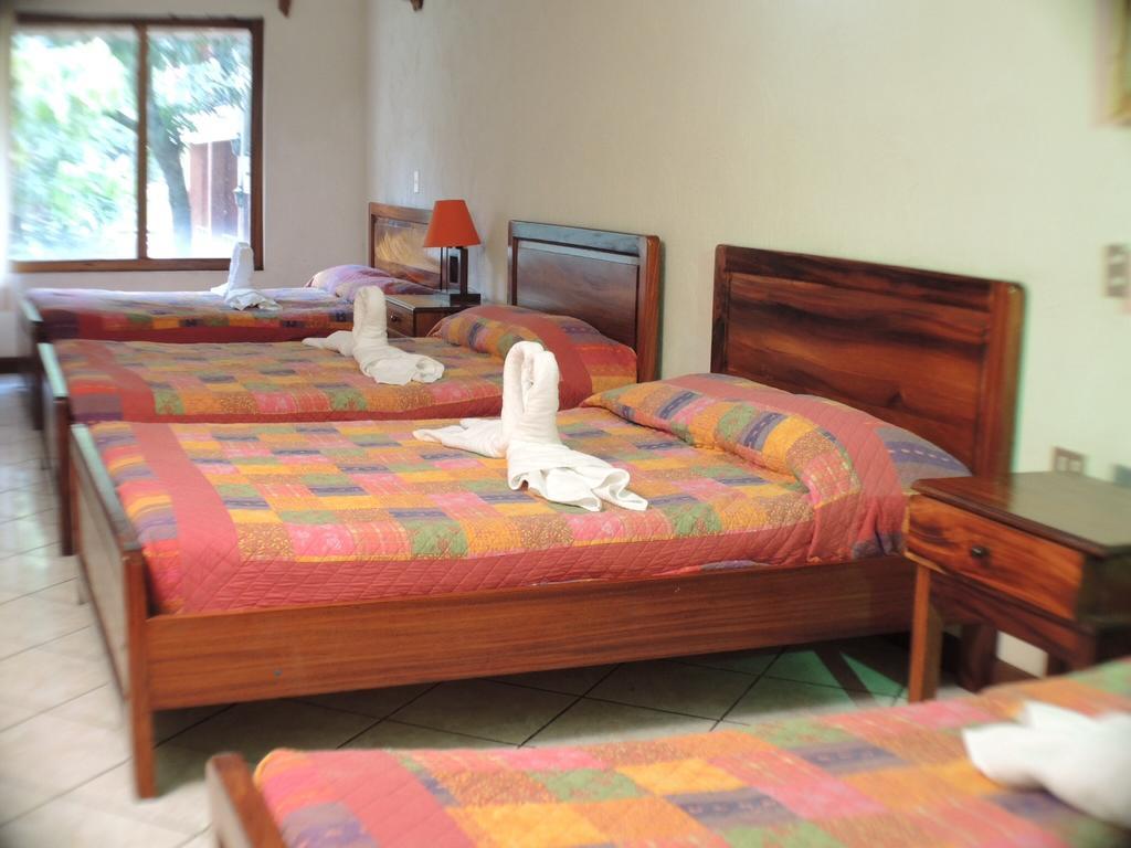 Hotel Villa Hermosa Retalhuleu Habitación foto